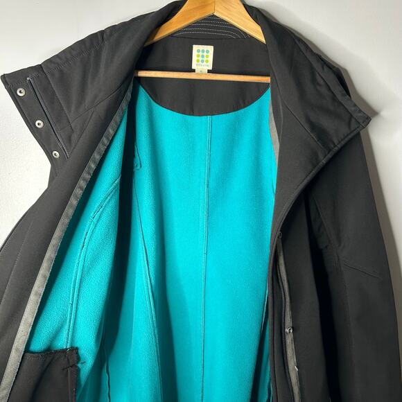 Title Nine Black Hooded Coat - Picture 4 of 7